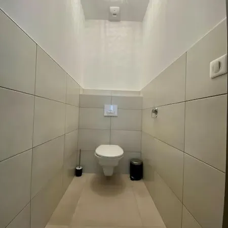 120m2 Acces Pmr Piscine Chauffee Et Jacuzzi *